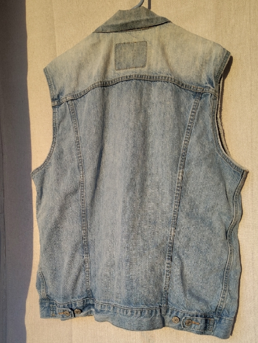 Levi's Light Blue Denim Trucker Vest Men's XL - Picture 9 of 10